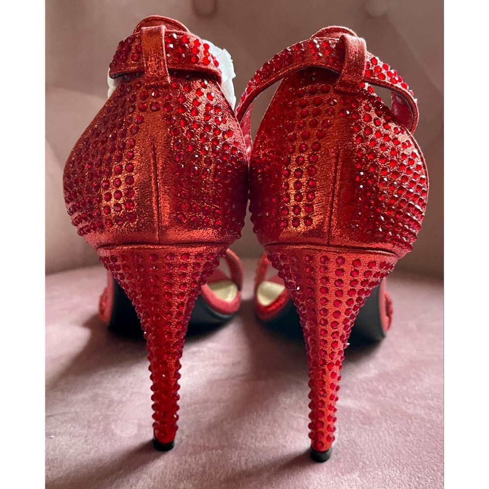 New Forever Red Hot Party Rhinestones Crystals Sandals 9 w/box ❤️‍🔥